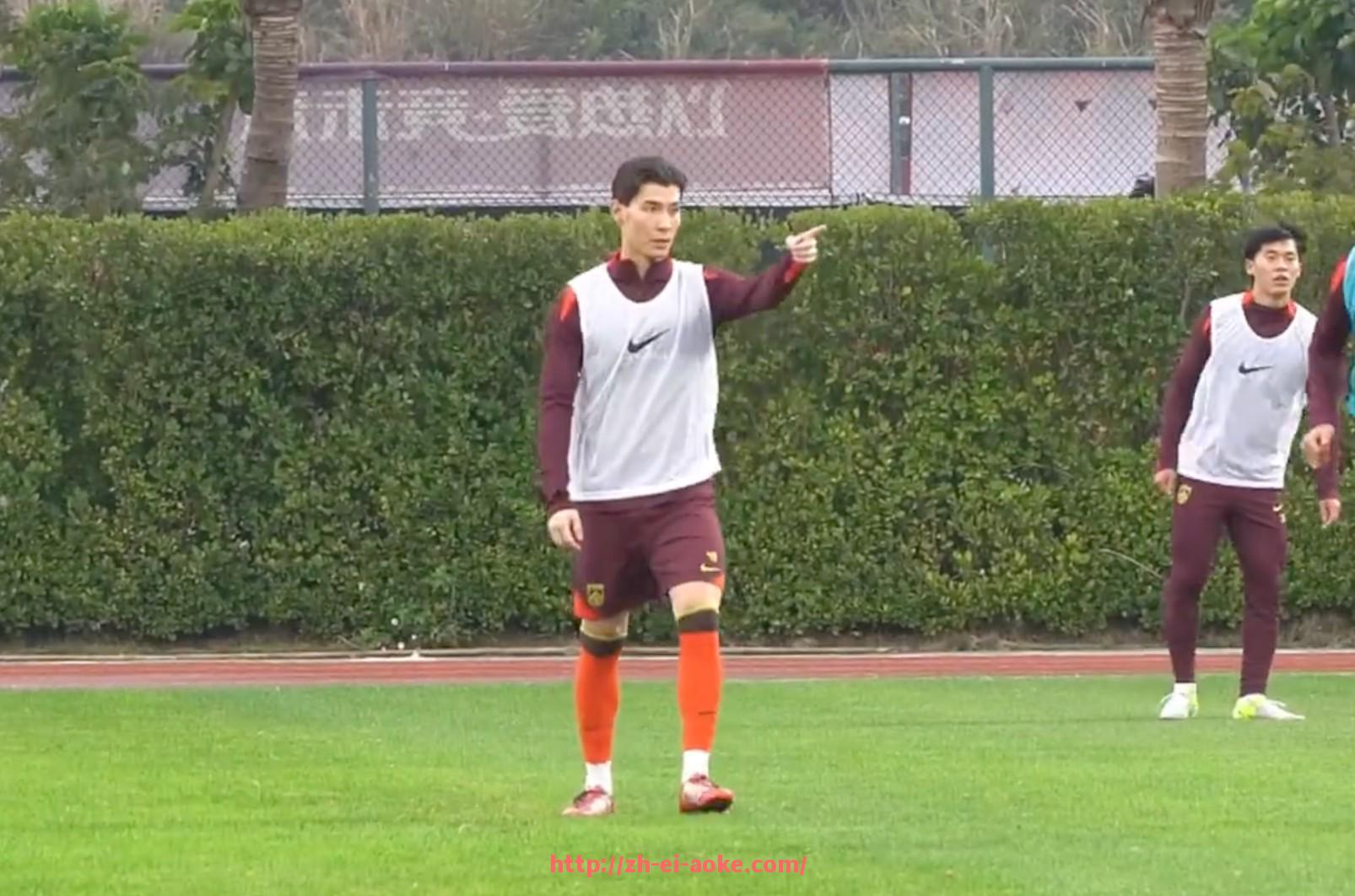 澳客足彩-2005赛季火箭队完整阵容与关键比赛回顾